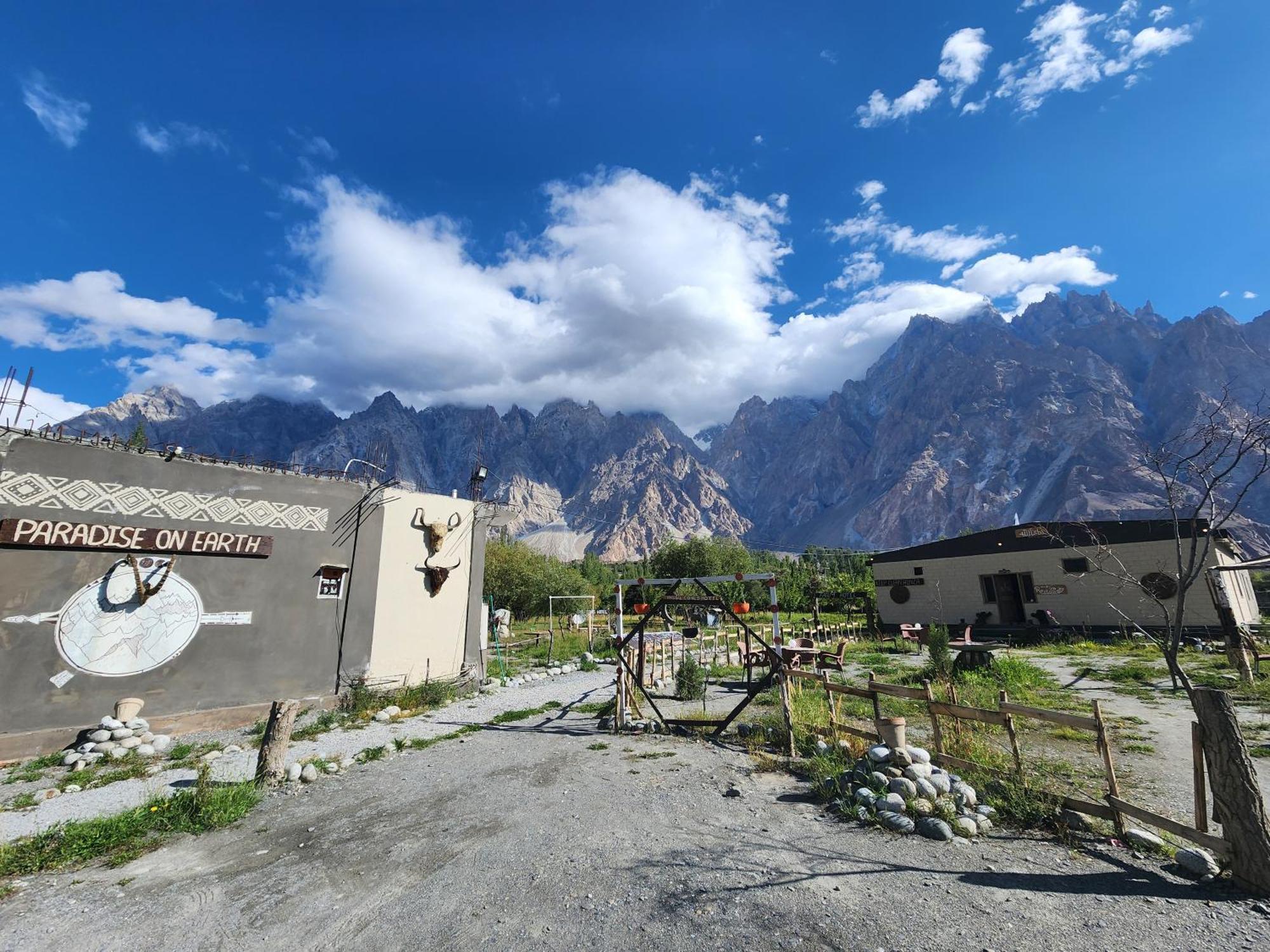 Passu Cones Hotel Pasu Exterior photo