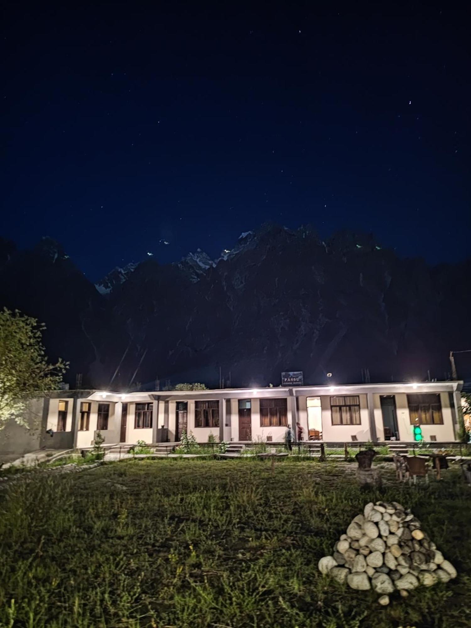 Passu Cones Hotel Pasu Exterior photo